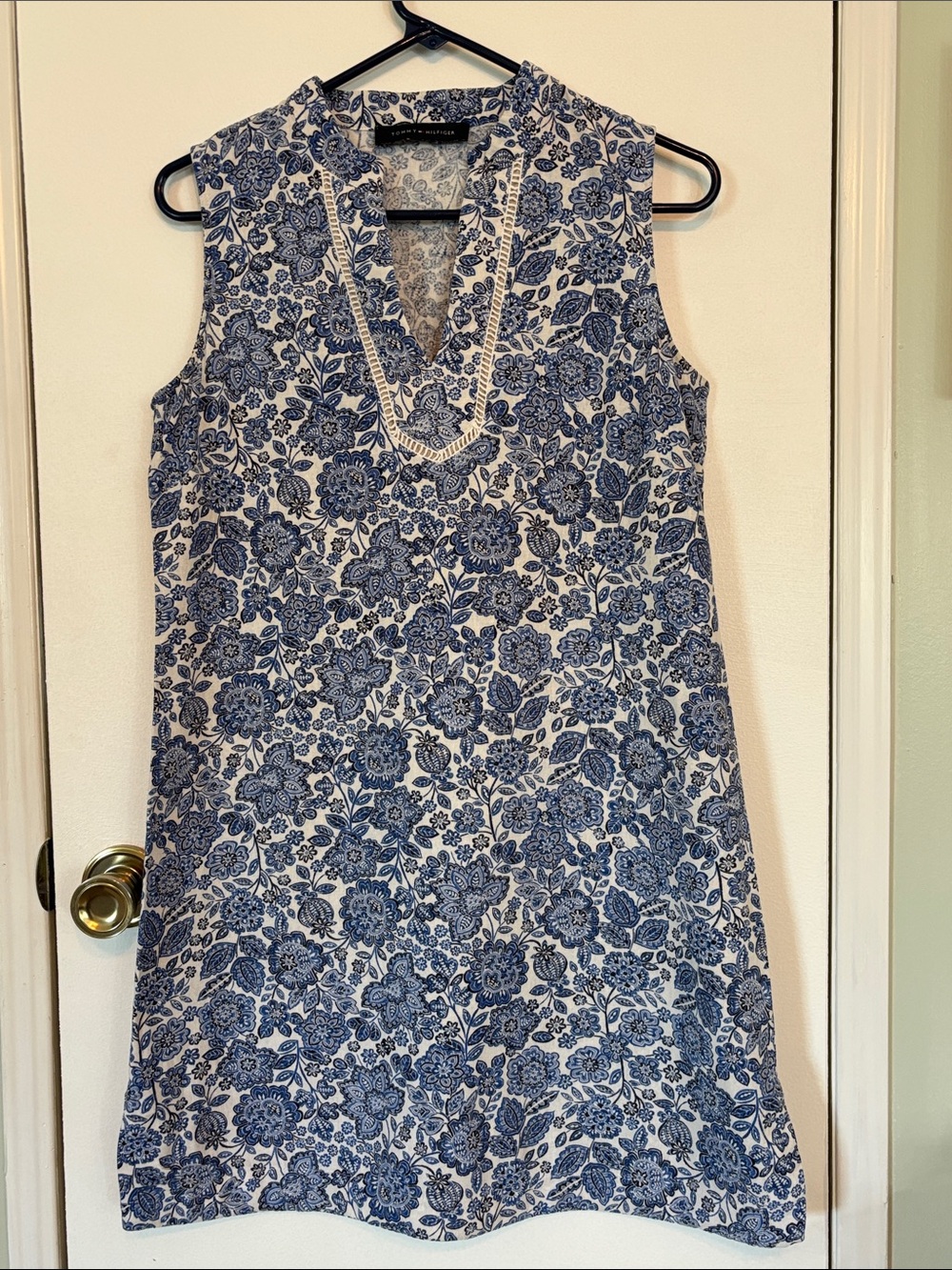 Tommy Hilfiger Blue and White Floral Sleeveless Mini Dress